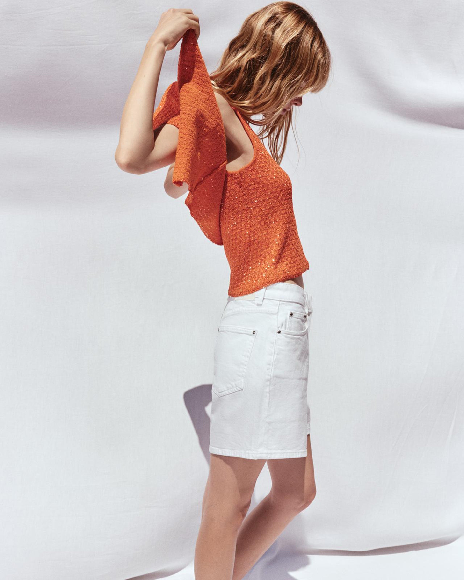 TOP EN MAILLE À SEQUINS